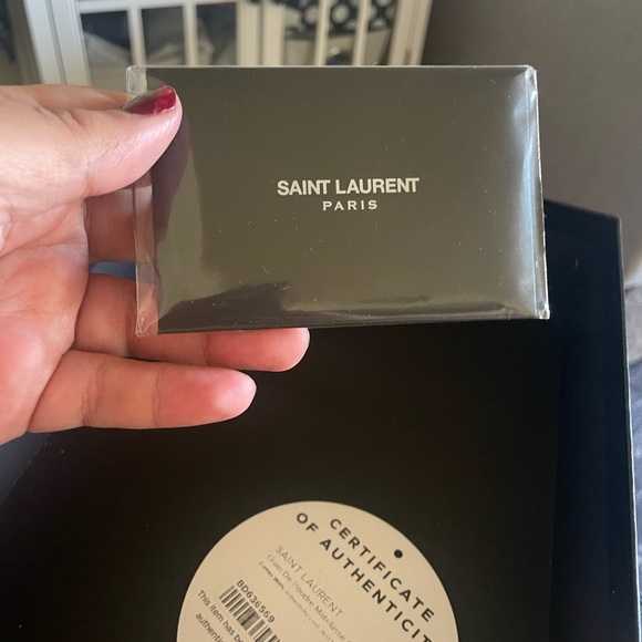 saint laurent grain de poudre matelasse chevron monogram chain wallet black - Picture 5 of 12